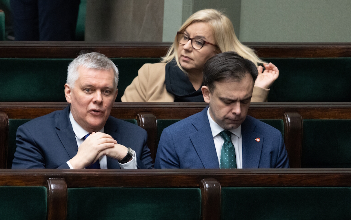 Rusza nieprzetestowany system KSeF, bo rząd Tuska zmarnował 2 l.