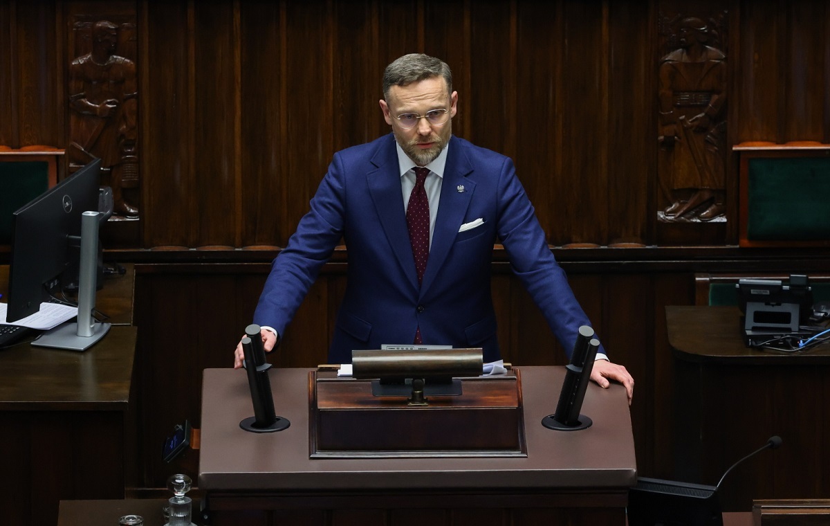 Bogucki w Sejmie: Weto prezydenta będzie szybsze niż zjazd Tuska