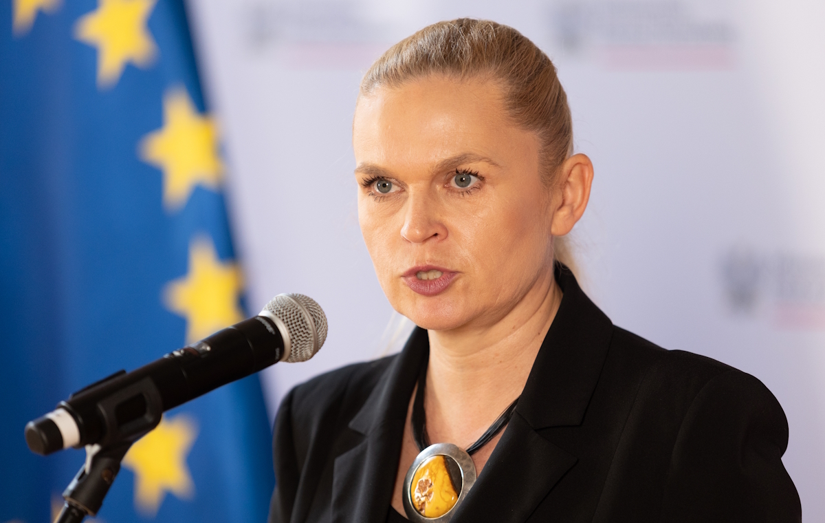 A destructive experimentation  on schoolchildren - this is the goal of the Tusk government