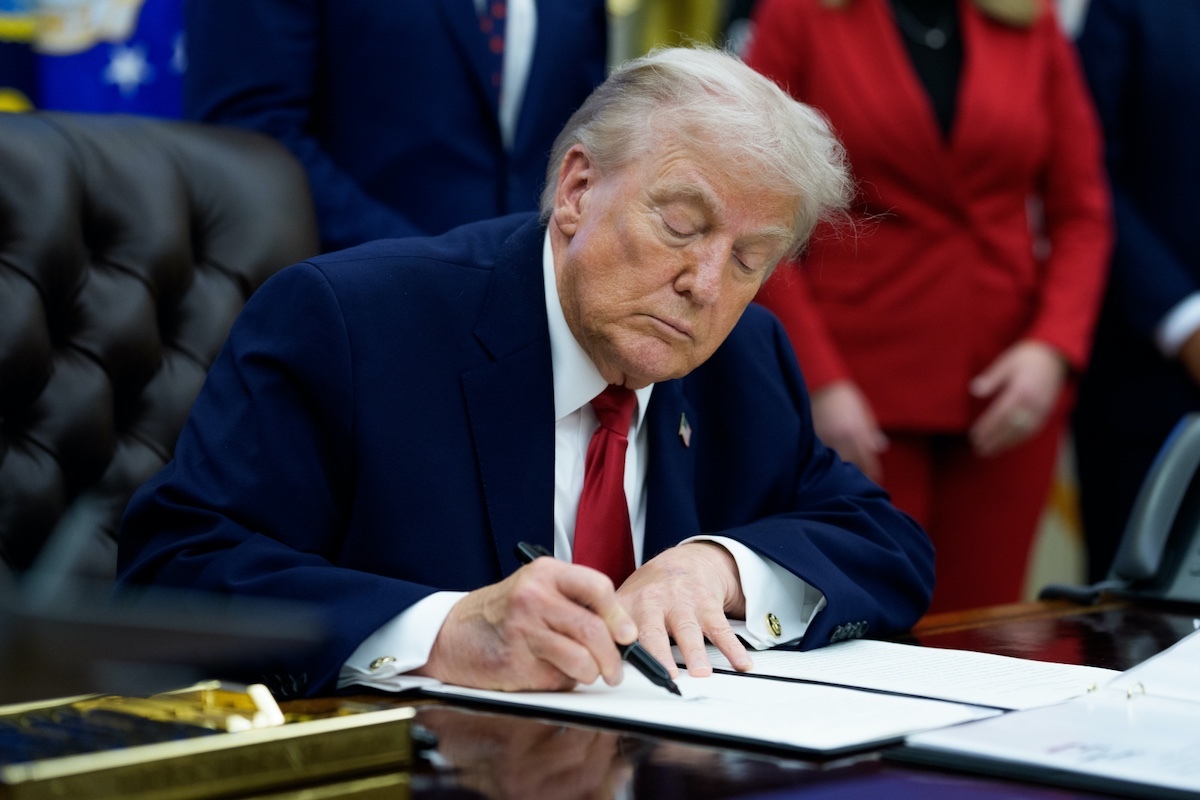 "WSJ": Pentagon zaprezentował Trumpowi opcje uderzeń na Iran