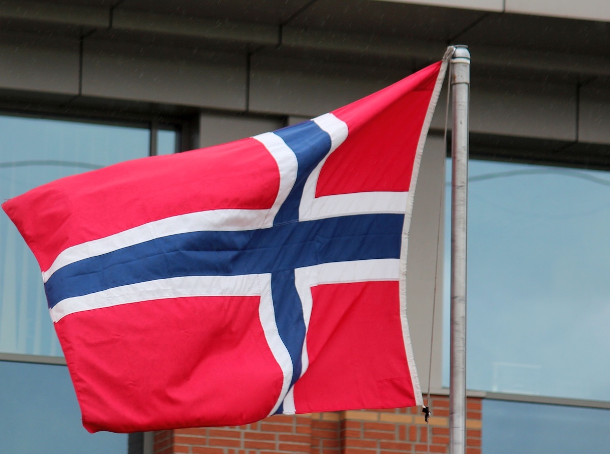 Ambasador Norwegii zawieszona. W tle pieniądze od Epsteina