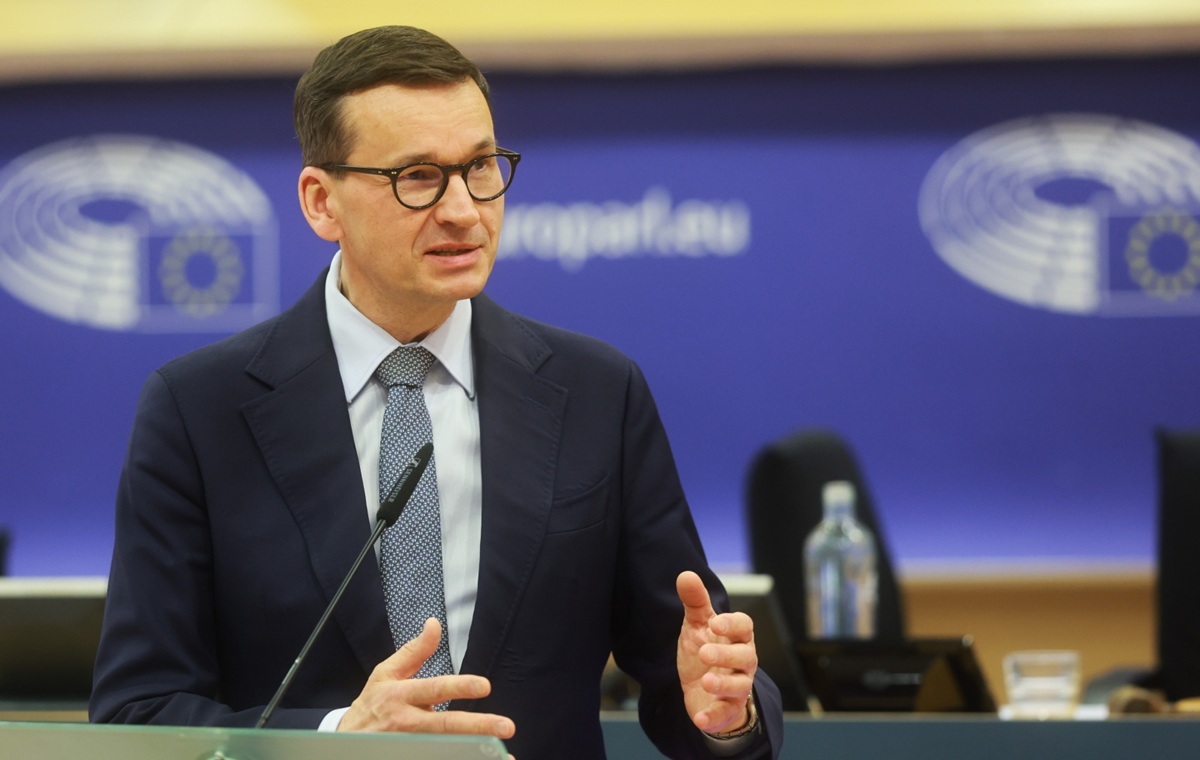 Morawiecki zawnioskuje o tajne posiedzenie ws. Czarzastego?