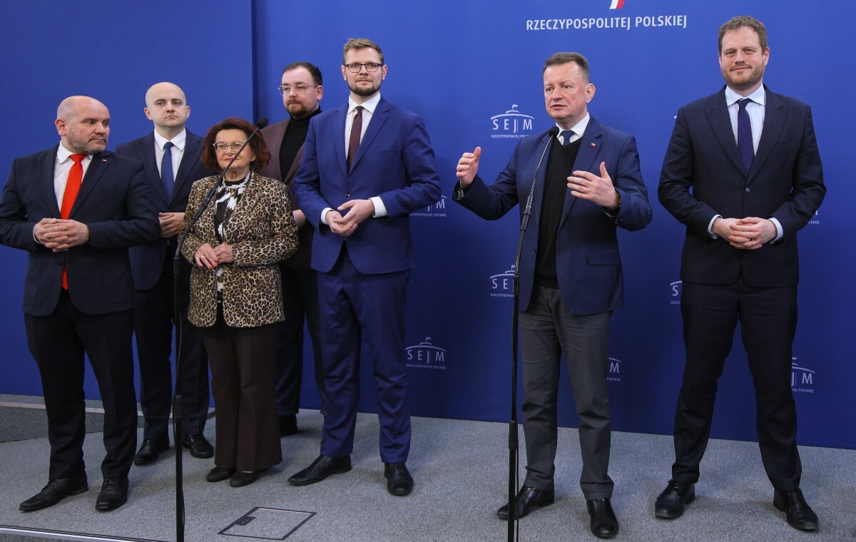 Politycy PiS w obronie Wosia! "Tusk wprowadza kryptodyktaturę"