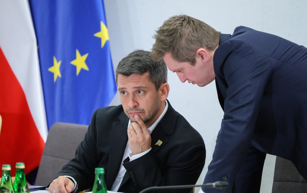 W Polsce 2050 dalej "na noże"? Grupa posłów kontra Śliż