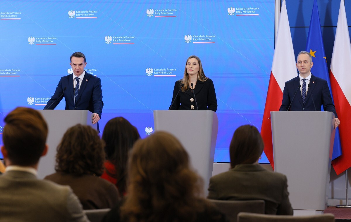 Пончилюш и Ко. из боеприпасов? Вопрос от TV wPolsce24