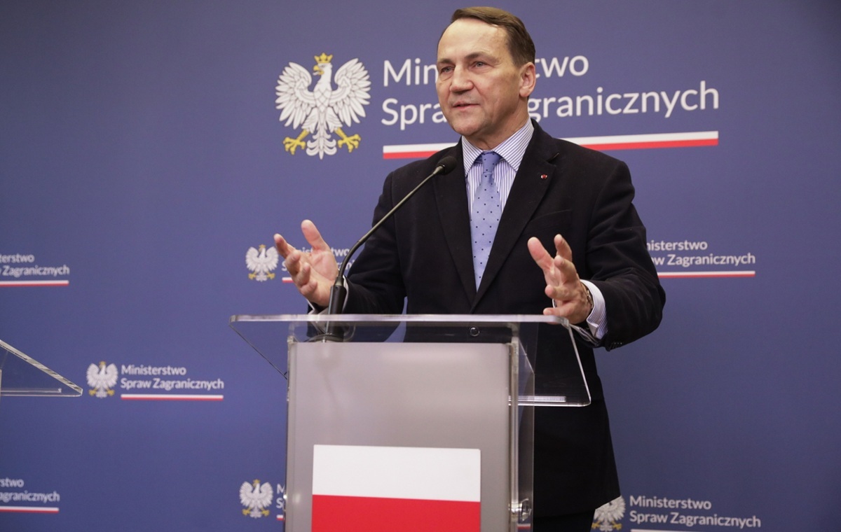 Sikorski uderzył w Kaczyńskiego. "Naprawdę się coś odkleiło"