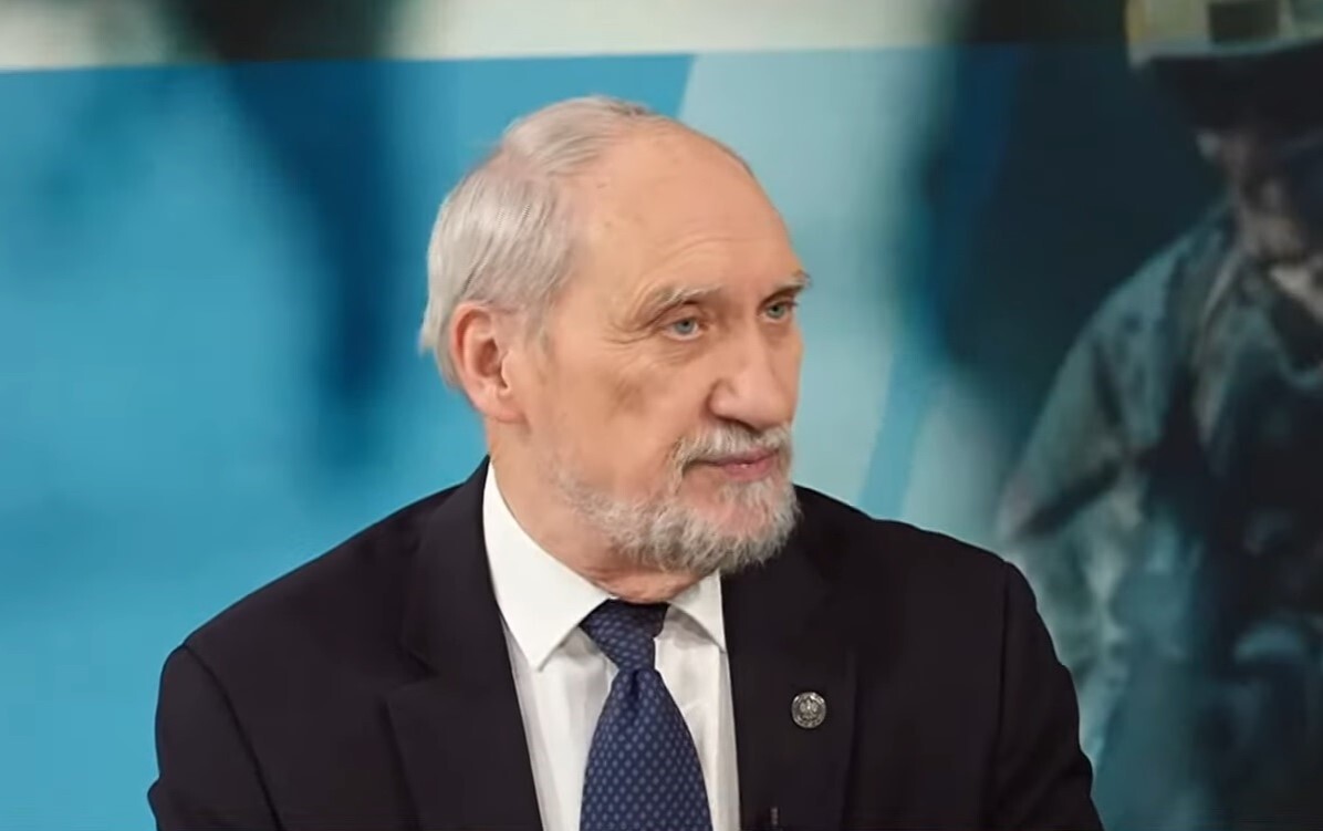 Macierewicz: "Tusk zawarł w roku 2011 układ z Niemcami i Rosją"