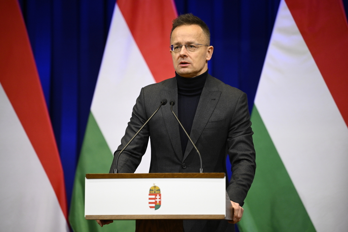 Węgrzy mówią dość! Wstrzymali dostawy ropy na Ukrainę