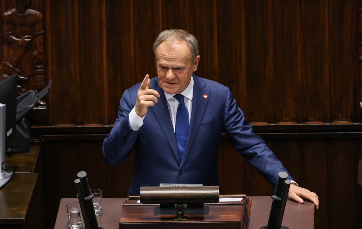 Tusk bronił Krajewskiego: "To silny człowiek". Uderzał też w PiS