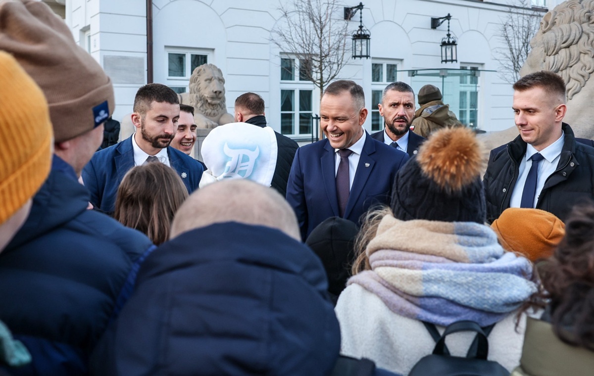 Prezydent Nawrocki znów zaskoczył! Co zrobił?