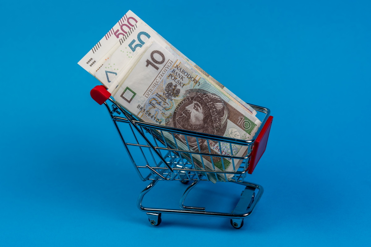 Płacimy coraz więcej za codzienne zakupy! Oto dane