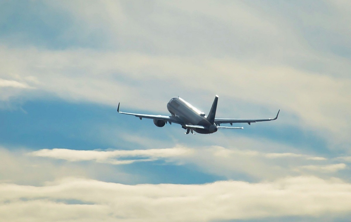 A rząd Tuska? Czesi wysyłają samoloty po swoich obywateli!