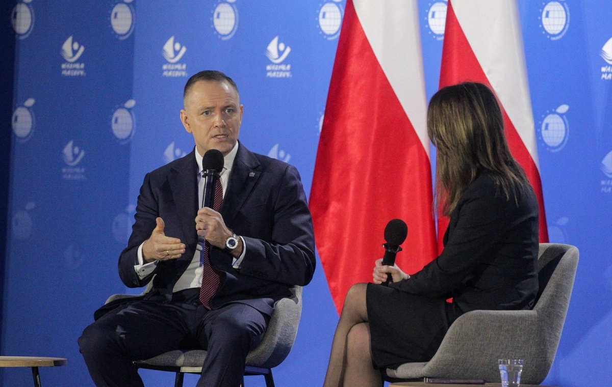 Prezydent do rządu: Weźcie się do pracy i pomóżcie Polakom