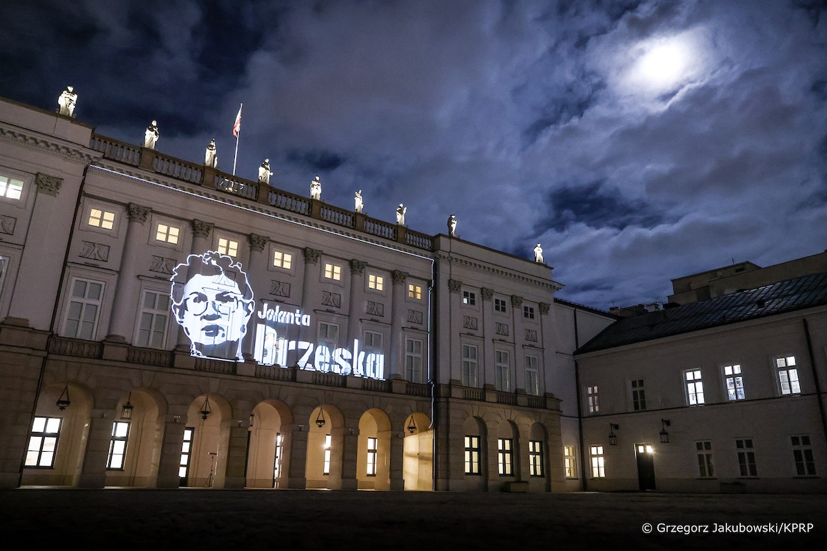 Iluminacja upamiętniająca Jolantę Brzeską