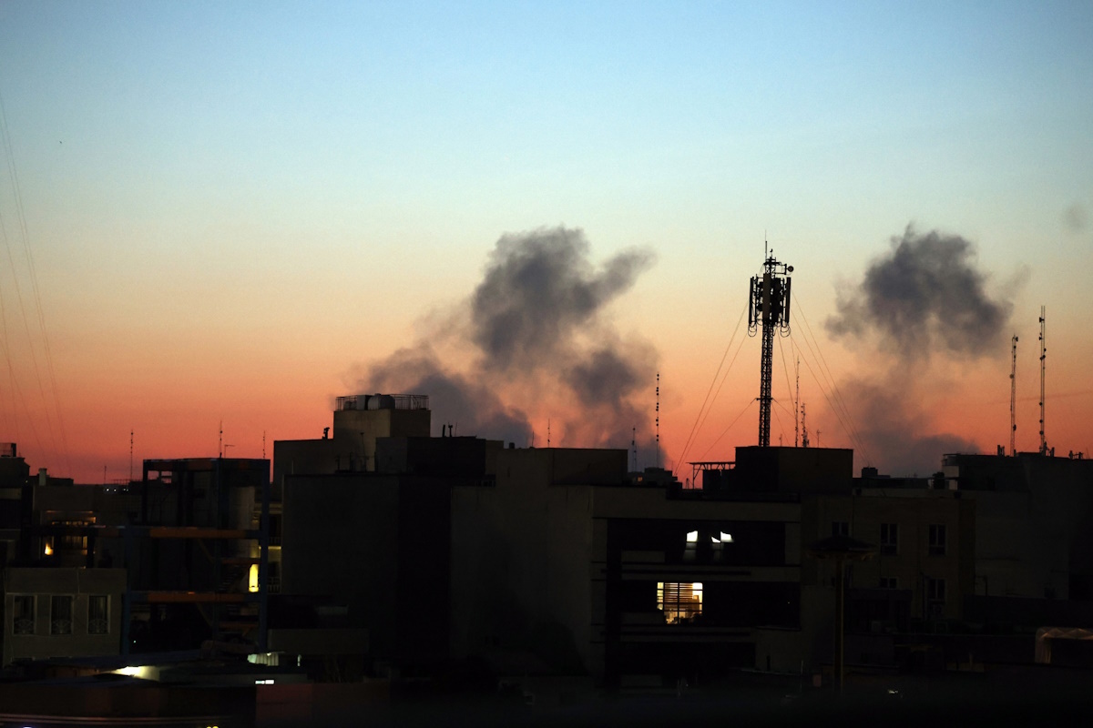 Teheran ostrzelany. Ponad 1,3 tys. ofiar od początku konfliktu