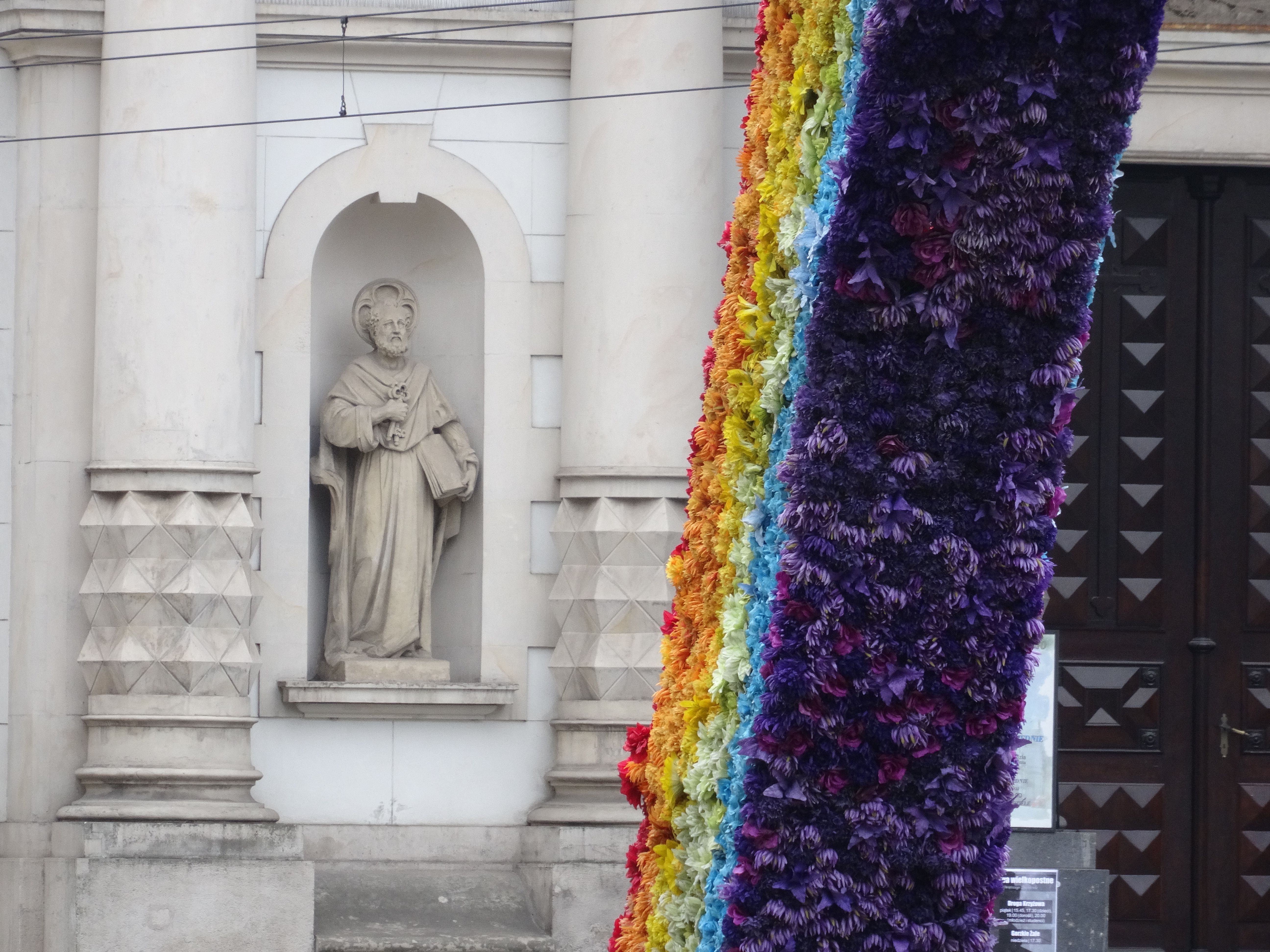Z powrotem „Tęczy” na Plac Zbawiciela lewica oznacza teren