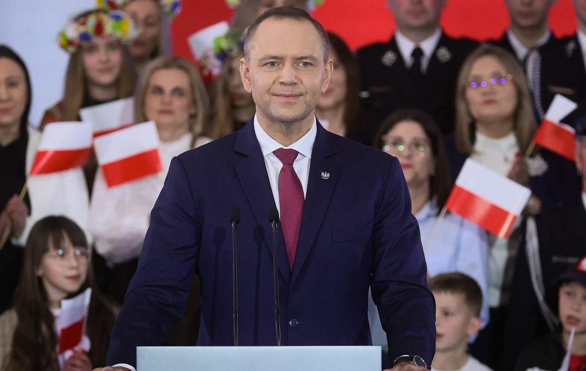 Kto najlepiej dba o interesy Polski? Prezydent Nawrocki na czele