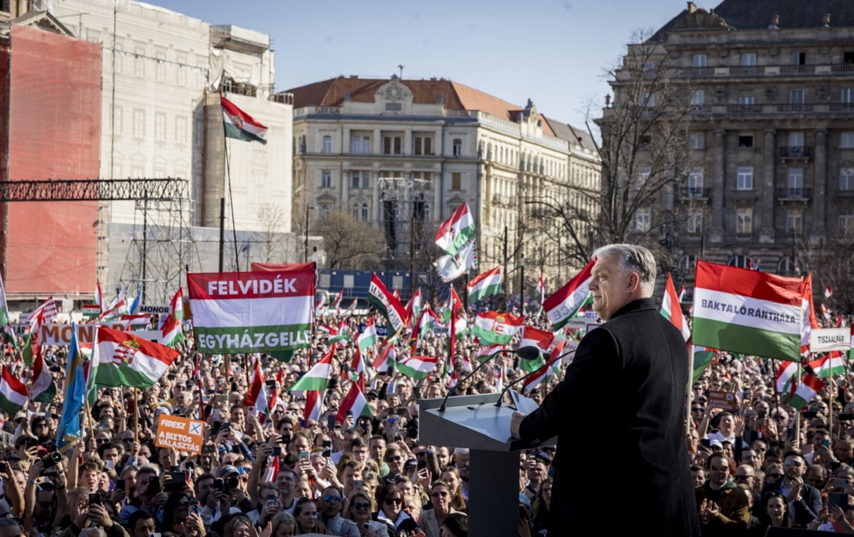 Orban cenzurowany na Facebooku? Może stać za tym TISZA