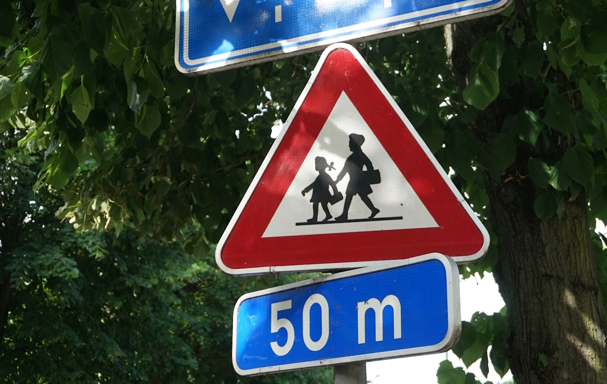 Niech państwo utrzymuje nauczycieli, a samorządy szkoły