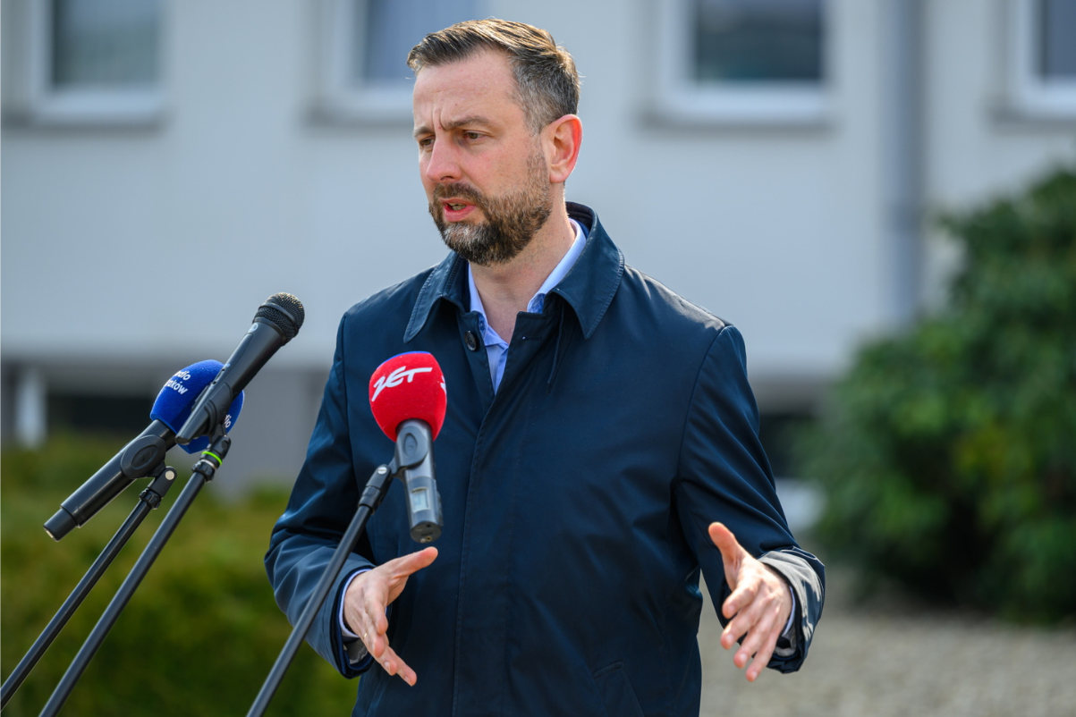 Szef MON myśli o ustawie Polski SAFE 0%, ale chce ją "poprawiać"