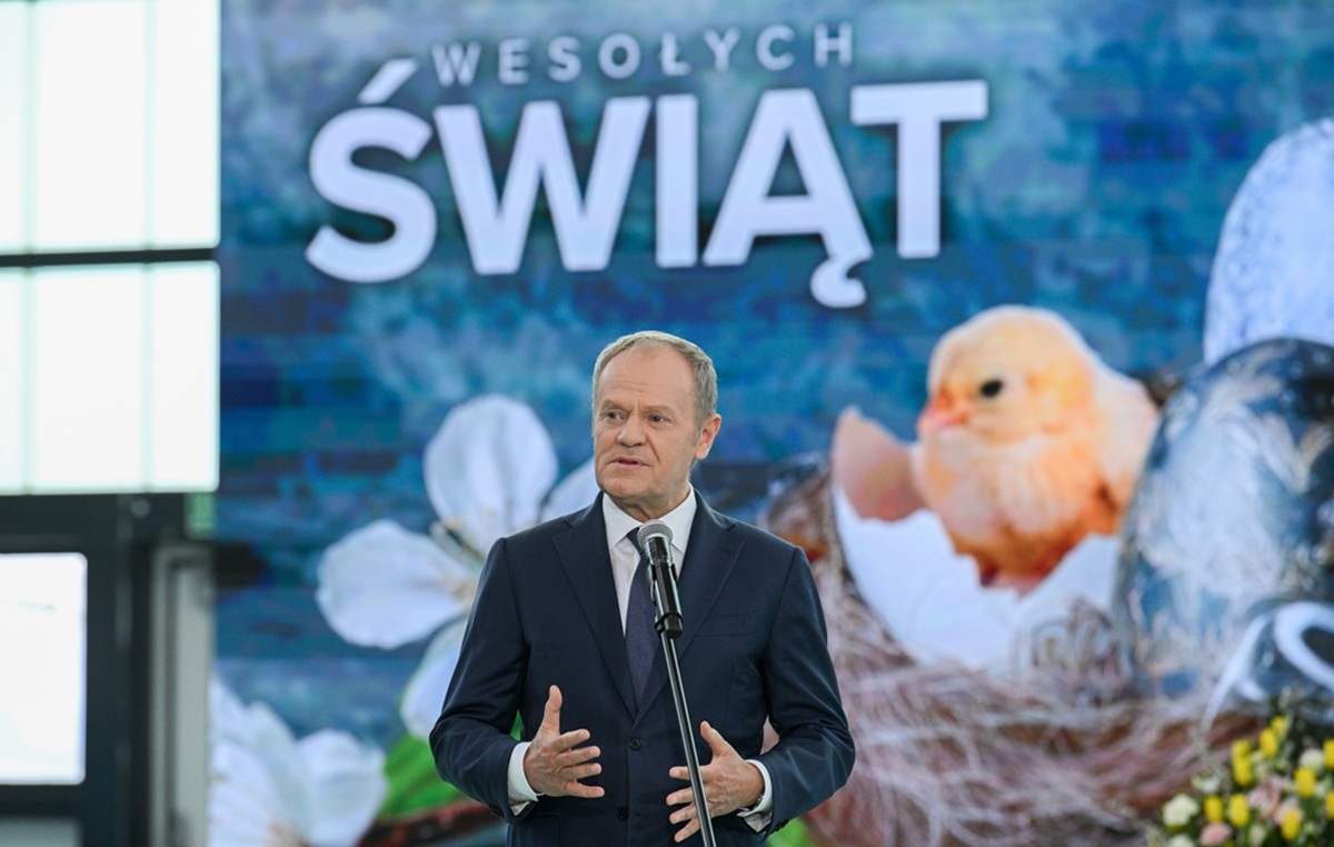 Ktoś uwierzy? Tusk obiecuje żołnierzom najnowocześniejszą armię