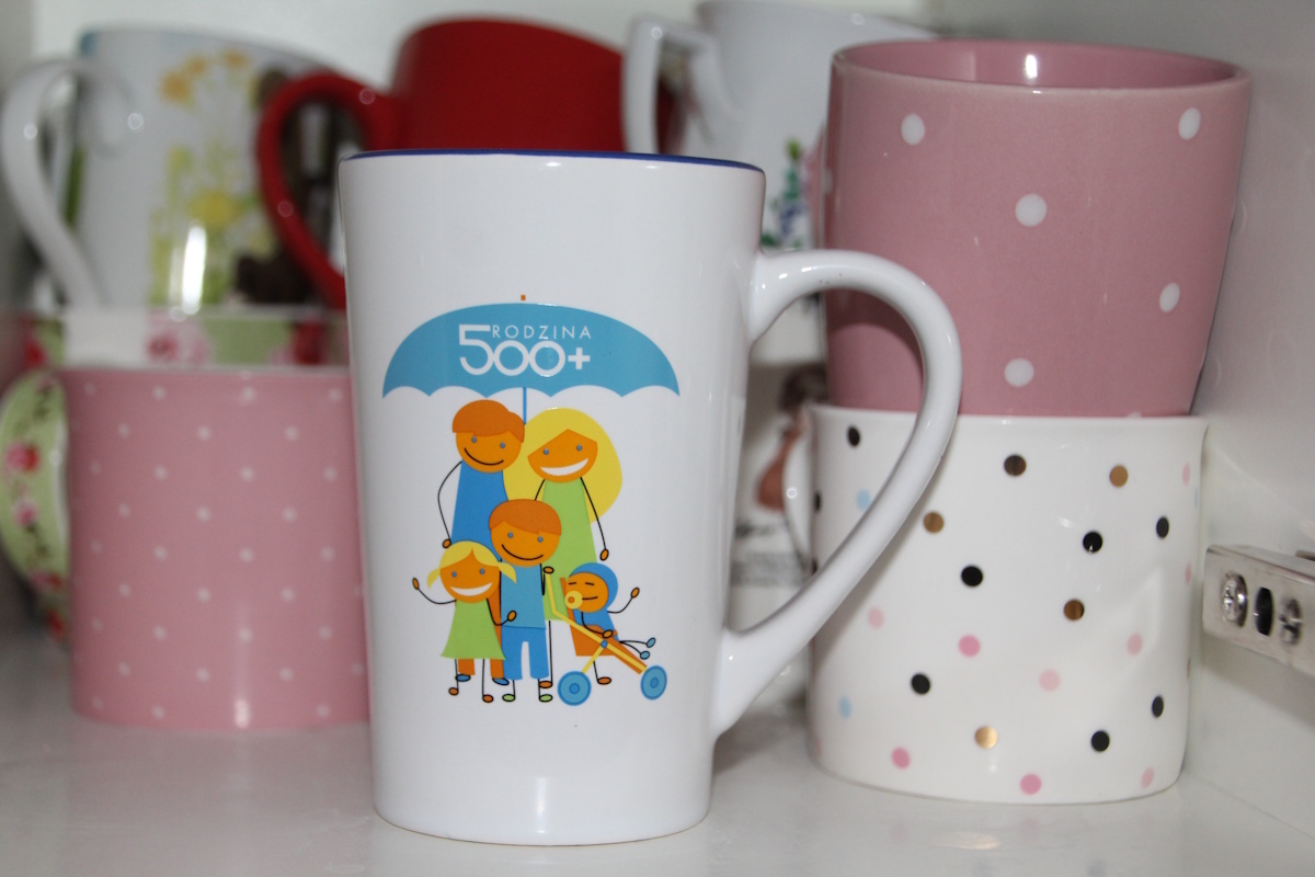 10 lat programu 500/800plus, Tusk chętnie by go zlikwidował