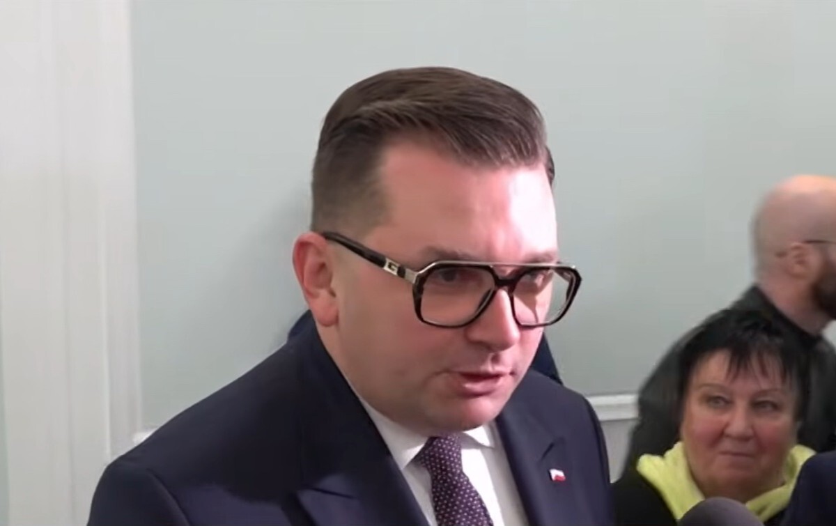 Kmita o "ślubowaniu": "Dwukrotnie im zepsułem pseudouroczystość"