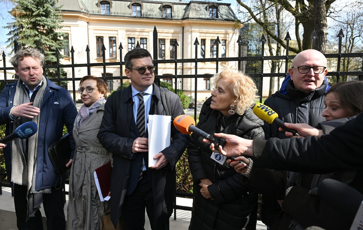 Pseudosędziowie po wizycie w TK. Markiewicz: Złożyliśmy pismo