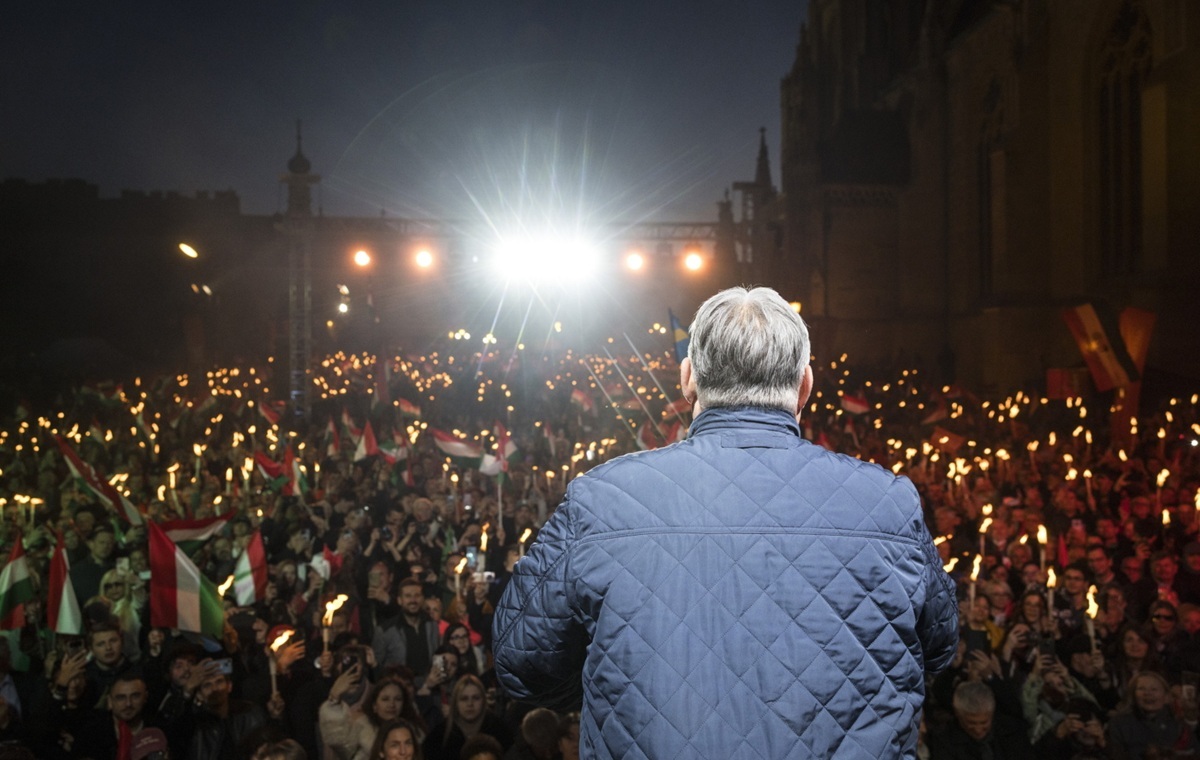 Orban wśród tysięcy zwolenników zakończył kampanię wyborczą