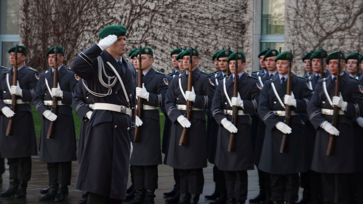 Niemcy skarżą się na ataki hybrydowe!