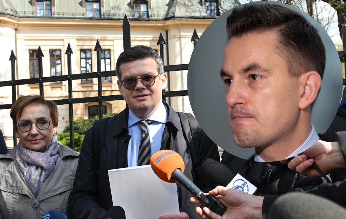 Мирча прижался к Маркевичу и Корвин-Пиотровской