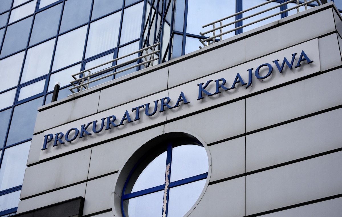 "Żurkowcy" ścigają Ziarkiewicza. Nie chcą, by wrócił do pracy