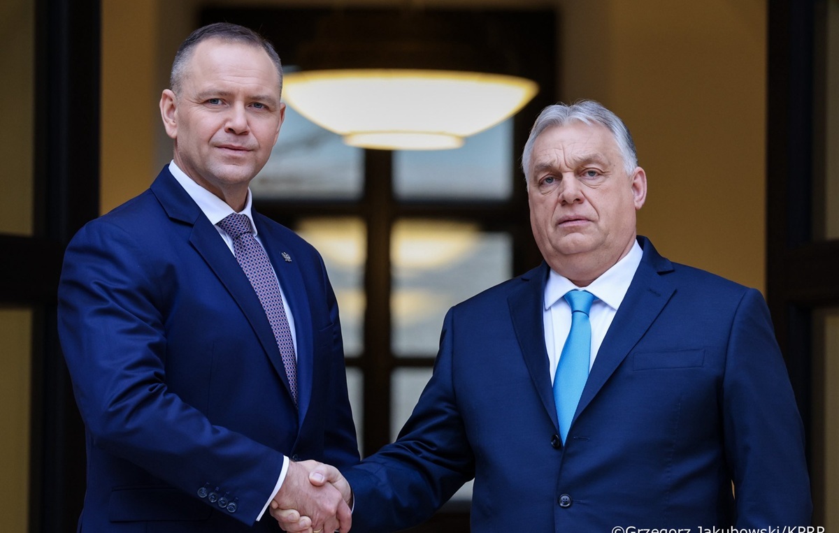 Prezydent Nawrocki nie uznaje spotkania z Orbanem za błąd