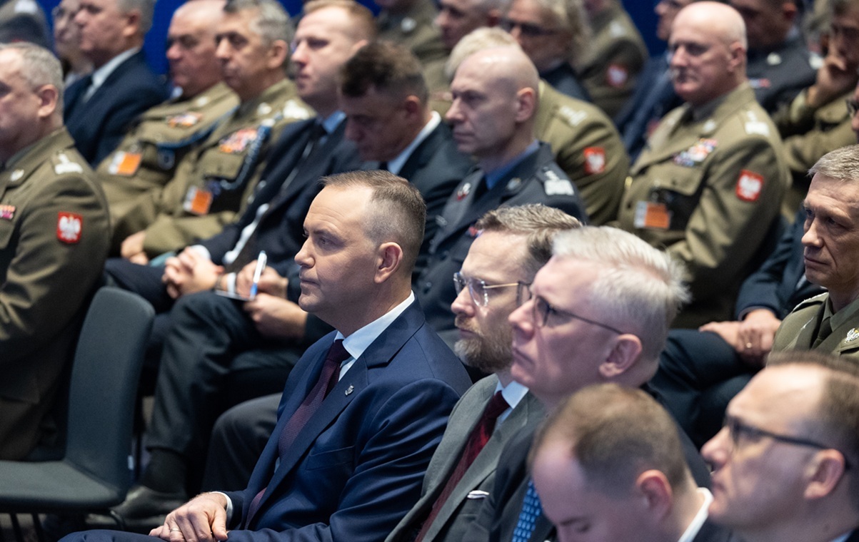 Prezydent Nawrocki uczestniczył z rządem w specjalnym szkoleniu