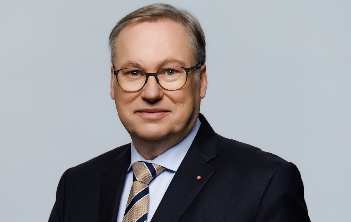 Senator Bierecki ostrzega: Dług Polski rośnie lawinowo