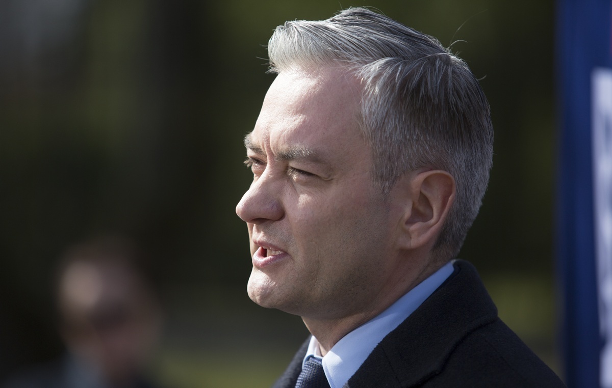 Robert Biedroń: Lech Kaczyński będzie się w grobie przewracał