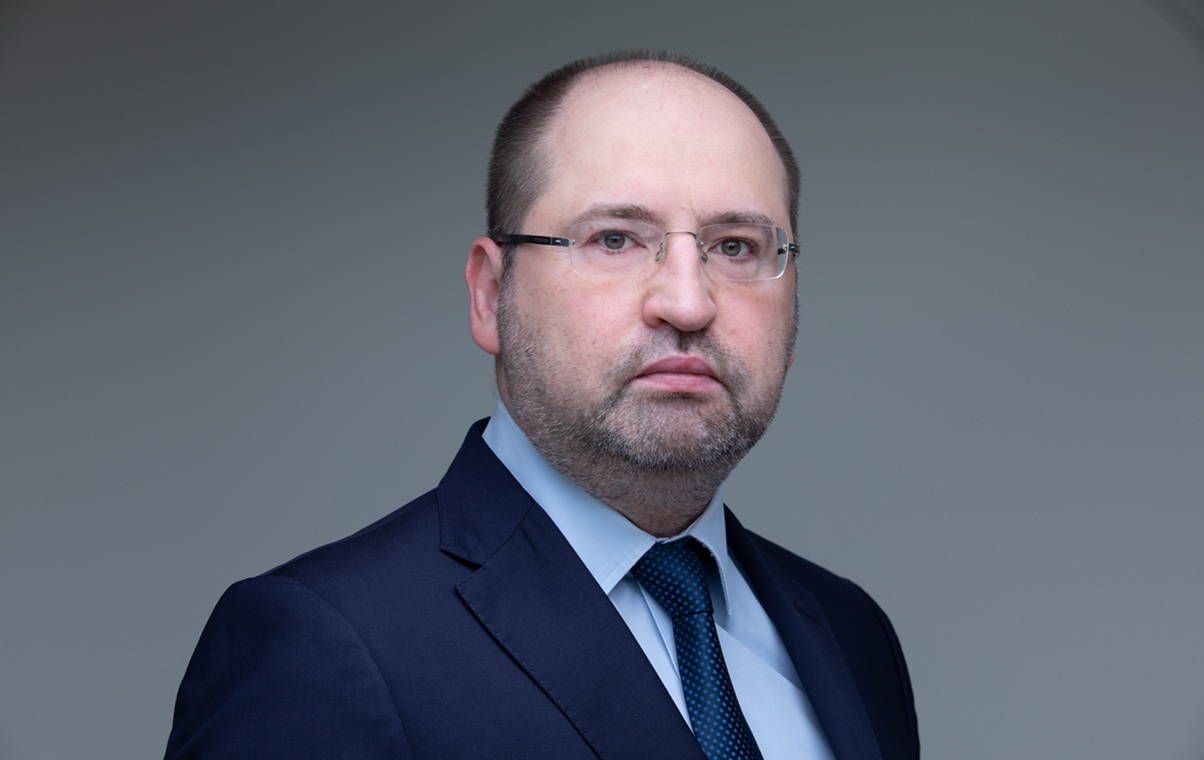 Anti-American Tusk. Bielan asks: Useful idiot or agent?