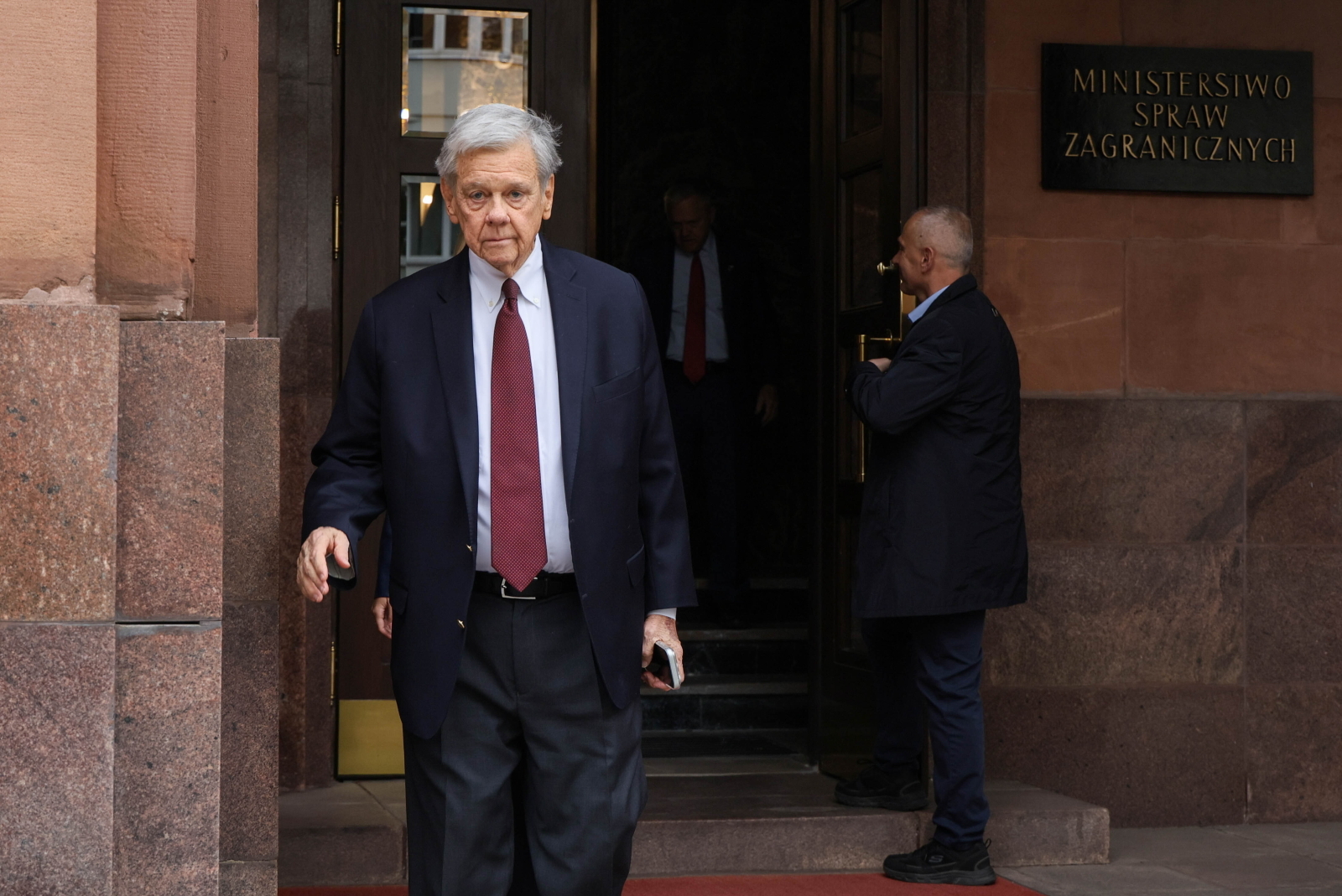 Poczobut, Polska i okolice