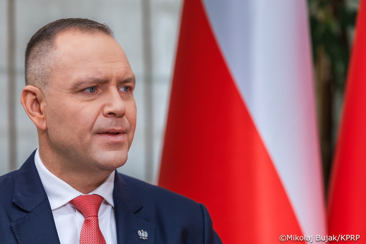 Prezydent Nawrocki surowo o słowach Tuska w "FT"