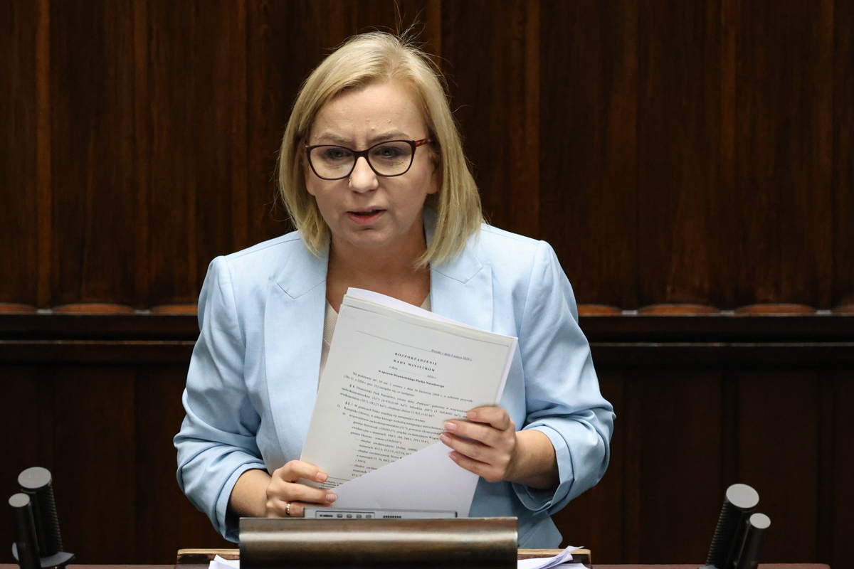 Hennig-Kloska uderza w PiS ws. wotum. "Fikołek intelektualny"