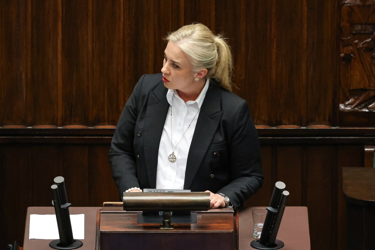 Sójka "osobą znaną" w Tuska: Kojarzą się lepiej niż pedofile