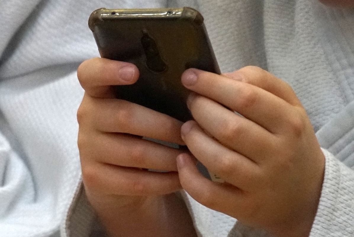 Dzieci uzależnione od social mediów. Porażająca skala!