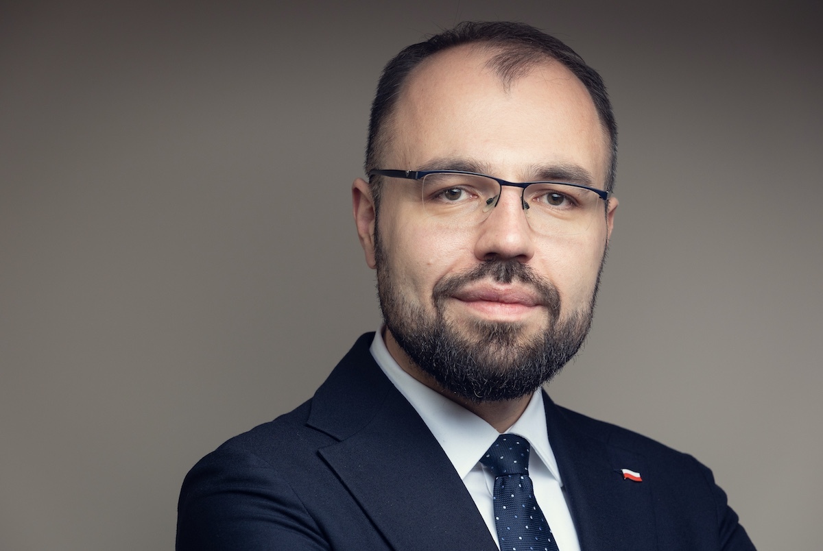 Szczucki po wypowiedzi Tuska: "Nieodpowiedzialna gra wojną"