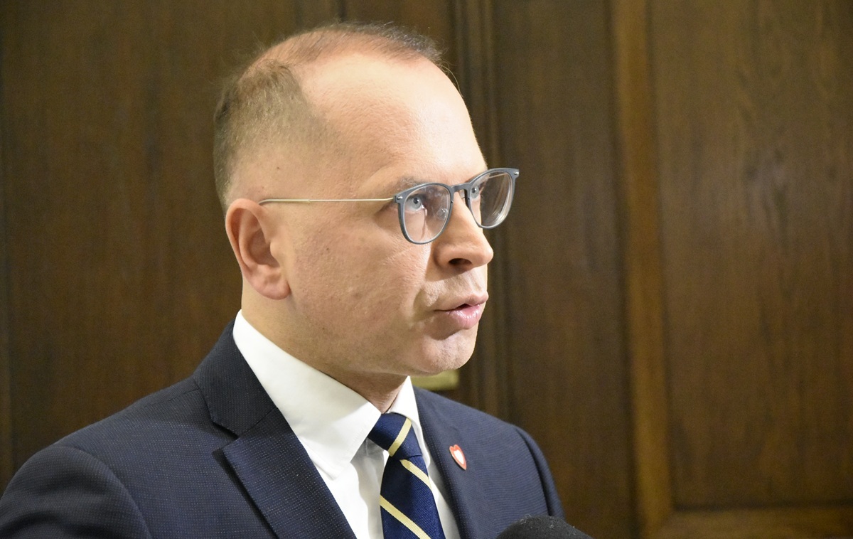 Szczerba boi się konfrontacji z Przydaczem? Będzie pozew