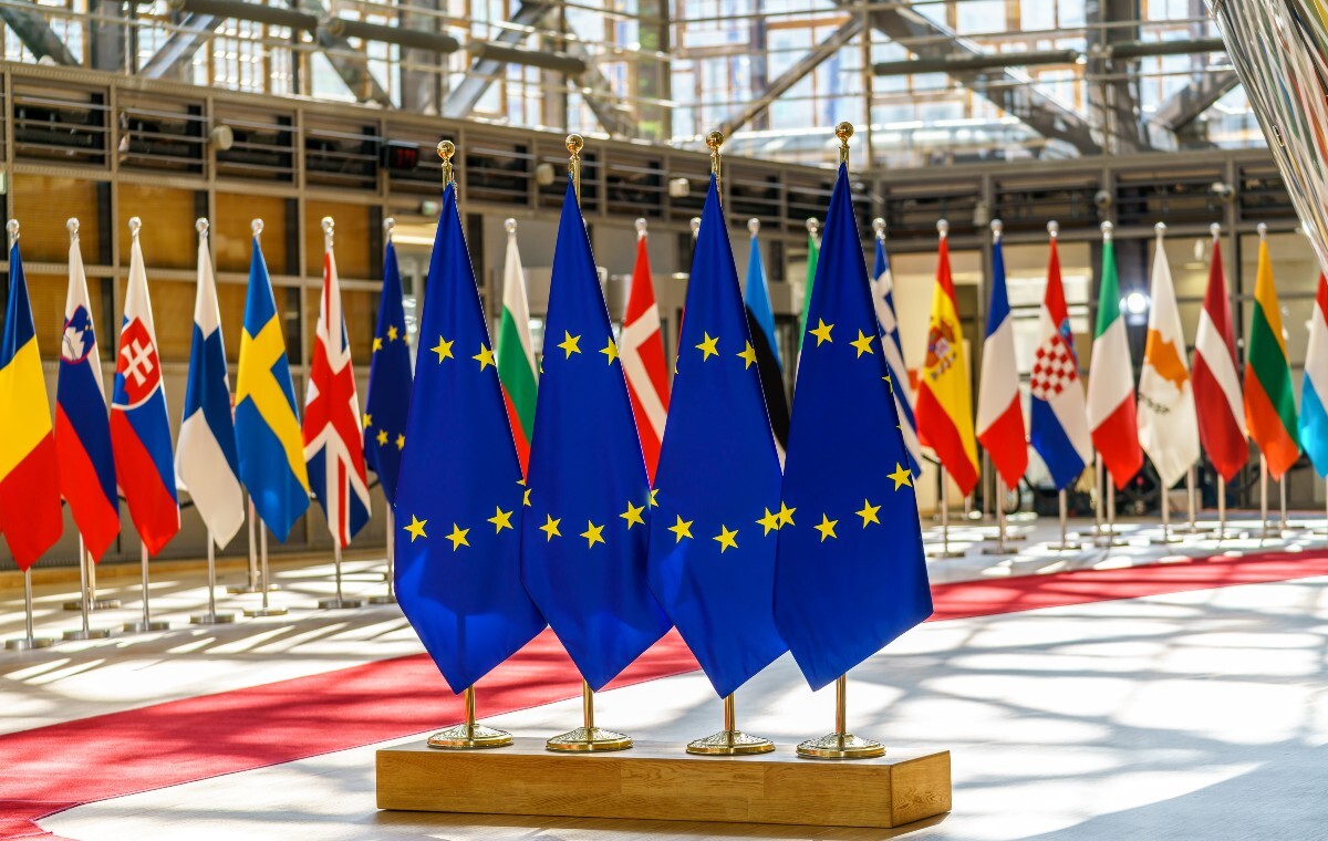 Ameryka rzuciła Europie koło ratunkowe, ale Unia się dąsa