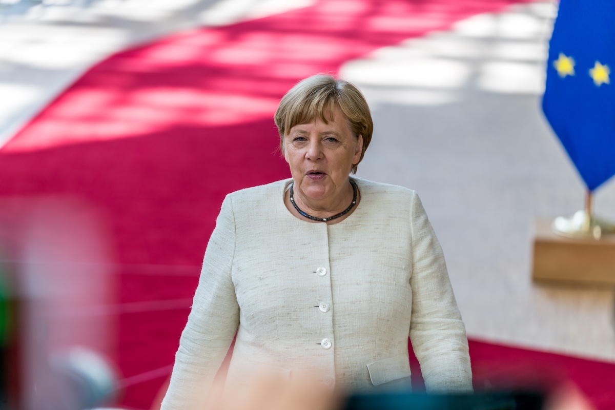Merkel mediatorem między Rosją a Ukrainą? To musi być żart!