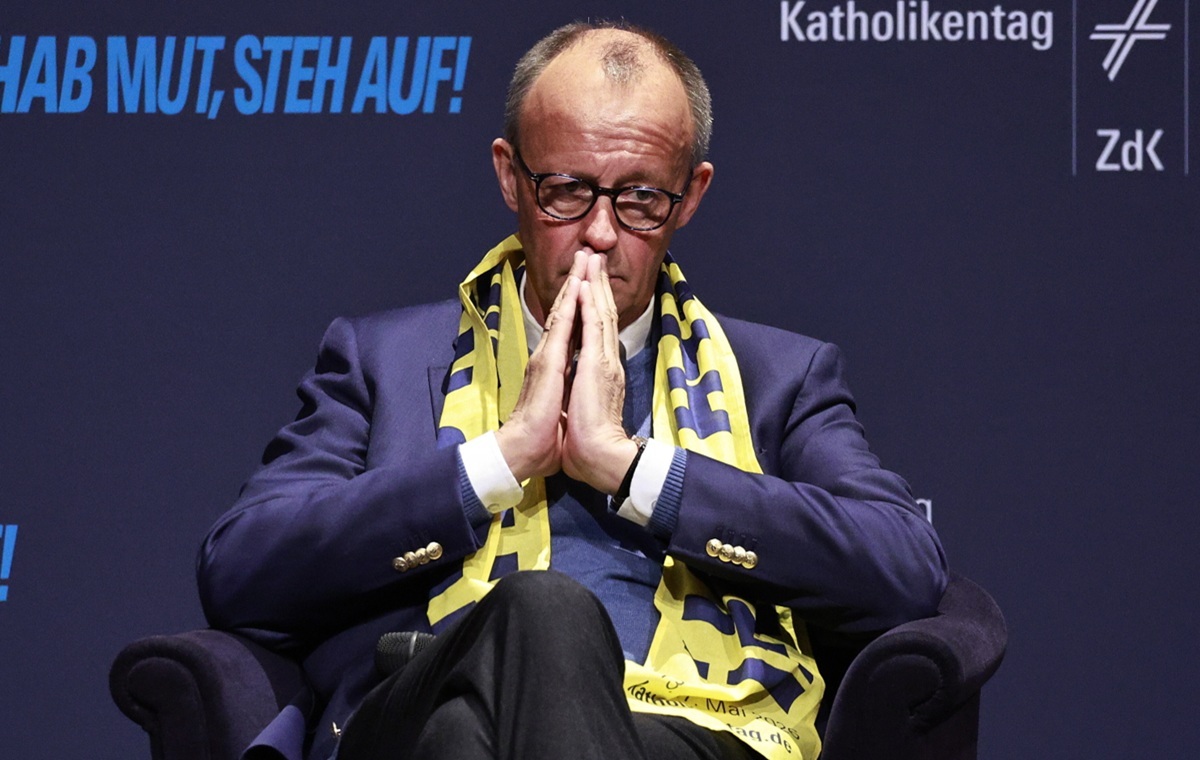 Merz wygwizdany podczas swojego wystąpienia! Wkroczyła ochrona