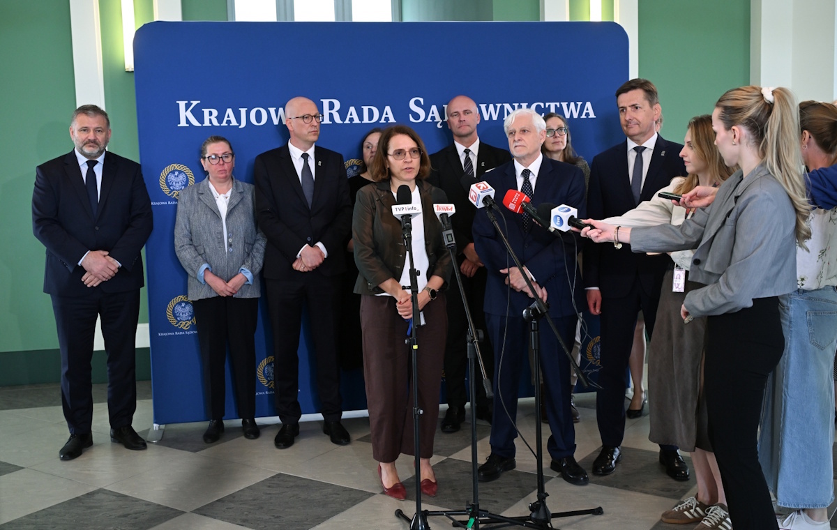 Lekceważą TK! Żurek i sędziowscy nominaci wpychają się do KRS