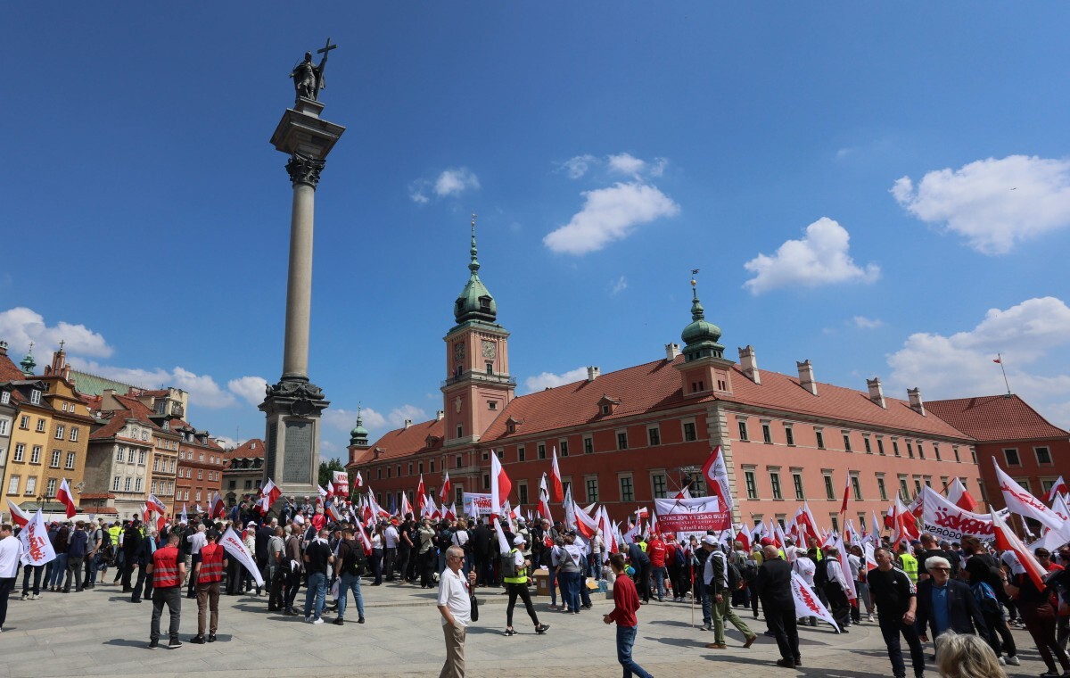 Wniosek o referendum odrzucony mimo tysięcy protestujących