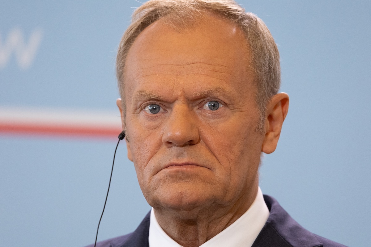 Atakował a teraz milczy. Czy Tusk już wie o decyzji Trumpa?